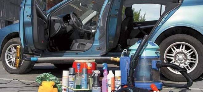 Чем можно помыть салон автомобиля своими руками?